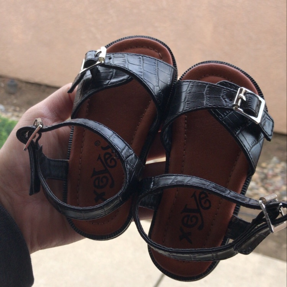 Mexican baby huaraches strappy black sandals size4